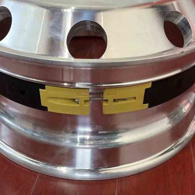 ফোর্ড মস্ট্যাং 255/40ZR19 275/40ZR20 305/30R22 এর জন্য ফ্ল্যাট সিস্টেম এক্সপ্লোশন প্রুফ টায়ার সেফটি ব্যান্ড চালান।5